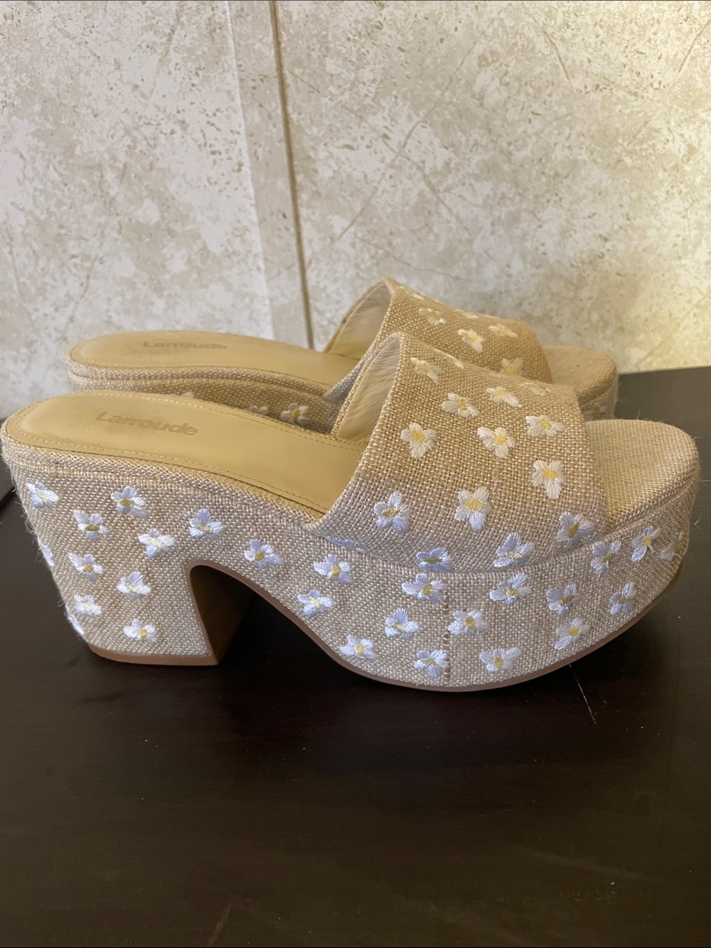 Larroude Beige Linen Platform Slide Sandals with White Daisy Embroidery